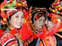 Learn unique in Ha Nhi women dress in Lai Chau